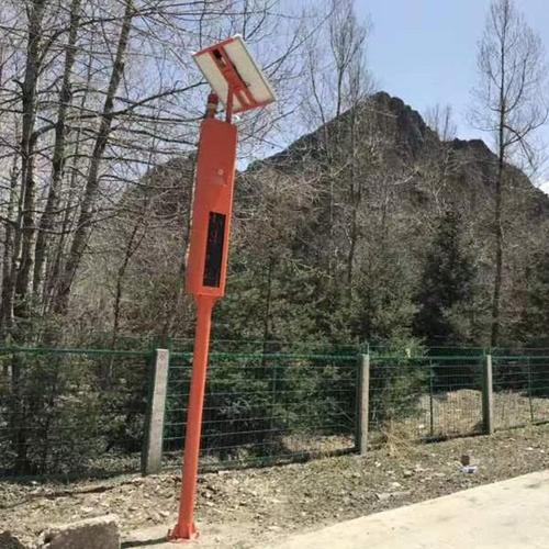 太阳能森林防火语音提示器监控摄像机定时播放防溺水光伏喇叭
